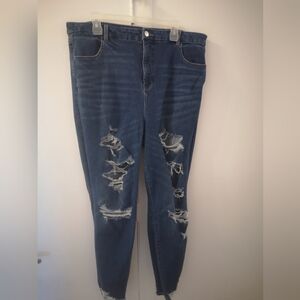 American eagle ripped curvy high rise jegging. Size 20 regular